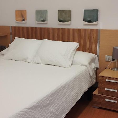 Apartamento Torres19 Sevilla Eksteriør billede